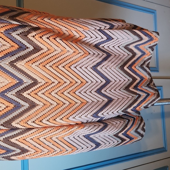 Roz & Ali Women’s Chevron Multi Color Midi Dress - Picture 5 of 12